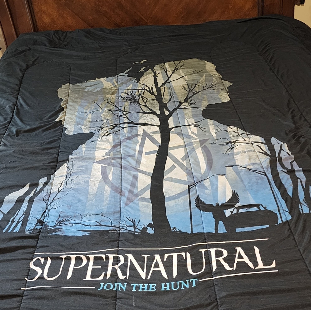 Supernatural JOIN THE HUNT Black & Blue Comforter sz F/Q Limited Edition